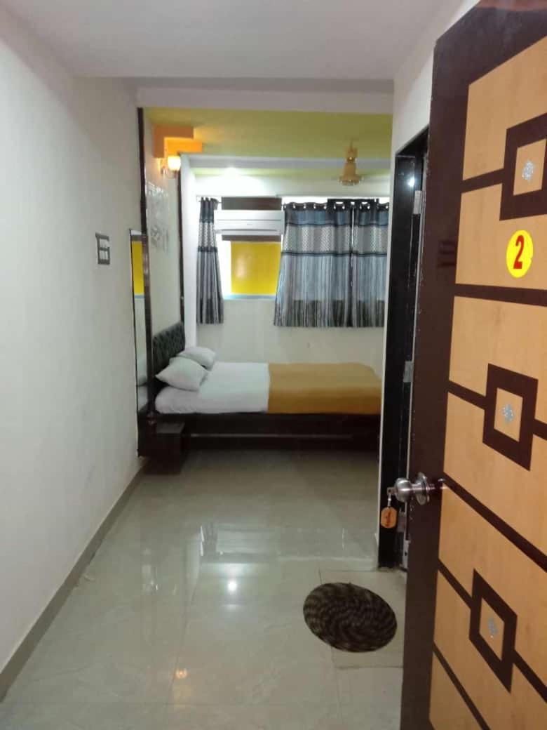 Akalkot Sahil Lodge Akkalkot מראה חיצוני תמונה